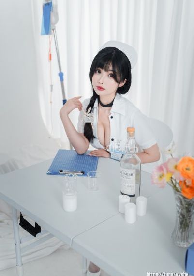模特走秀的基本动作教学视频_720手机在线观看