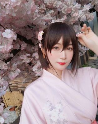 年轻的老师未删减版_4K免费在线播放