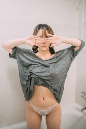 人妻制服OL熟女の美脚_4K神马影院在线