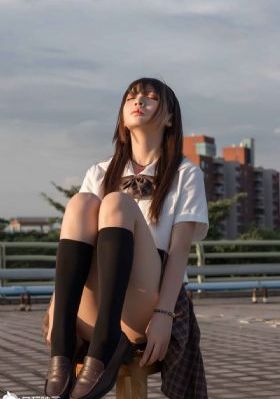 全黄色毛片女生_1080完整视频观看