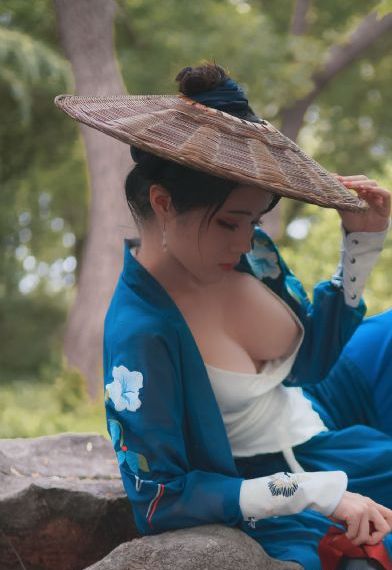 揉我的胸出水了_国产剧手机在线观看