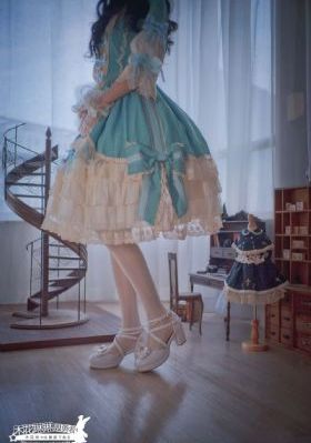 嫩B人妻精品一区二区三区_欧美成人在线
