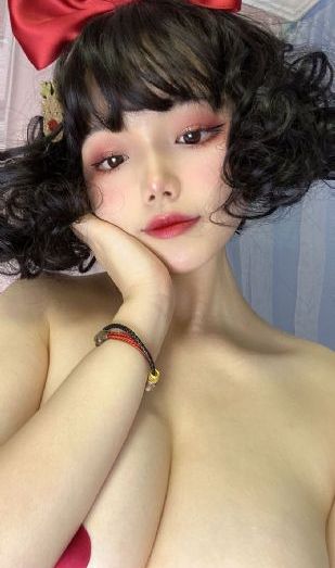 皇帝被大臣强制扒开腿_720手机在线看